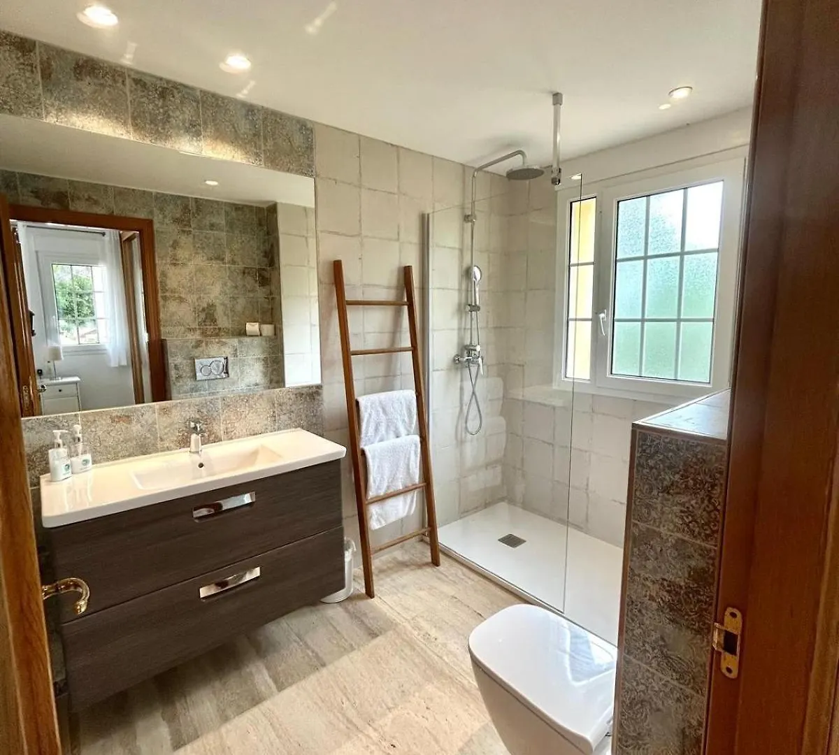 Villa With Pool, 5Min To Beach Casa Mimosa 산트 호셉 데 사 탈라이아 0*,  스페인